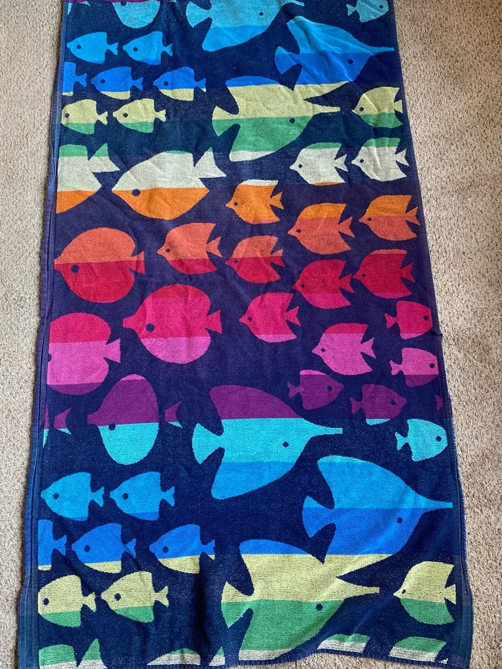 Vintage Tropical Colorful Fish Print Beach Towel - Rainbow Navy Background